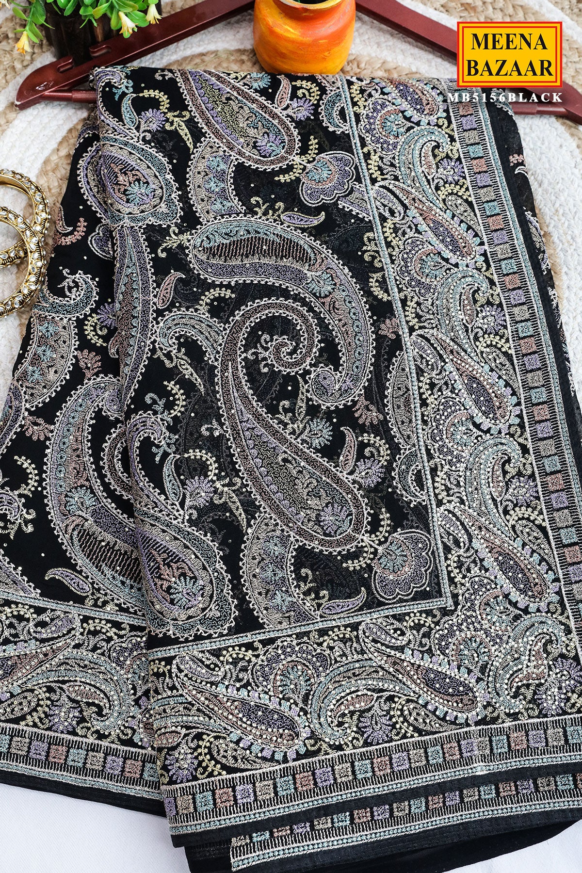 Black Georgette Floral Thread Embroidered Saree - Image 5