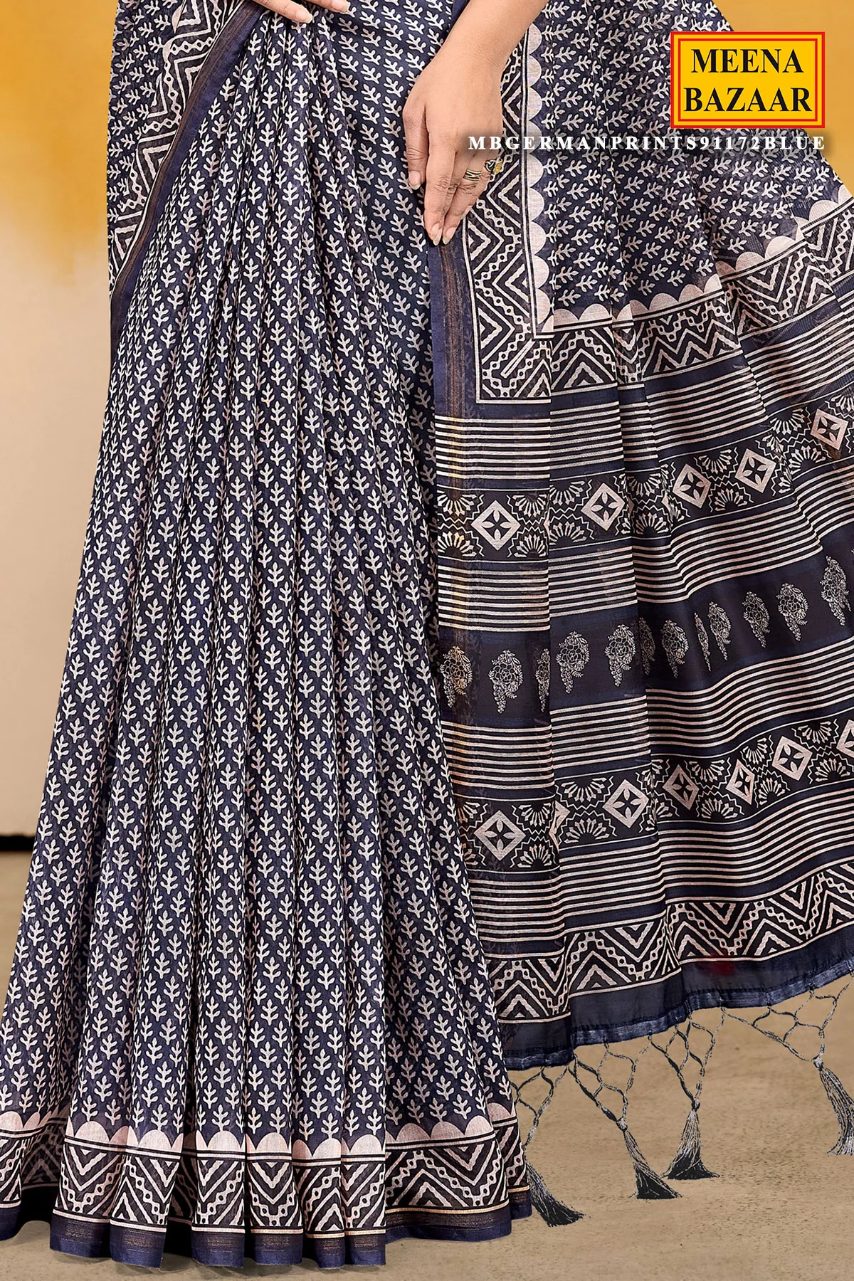 Elegant Blue Organza Saree - Image 3