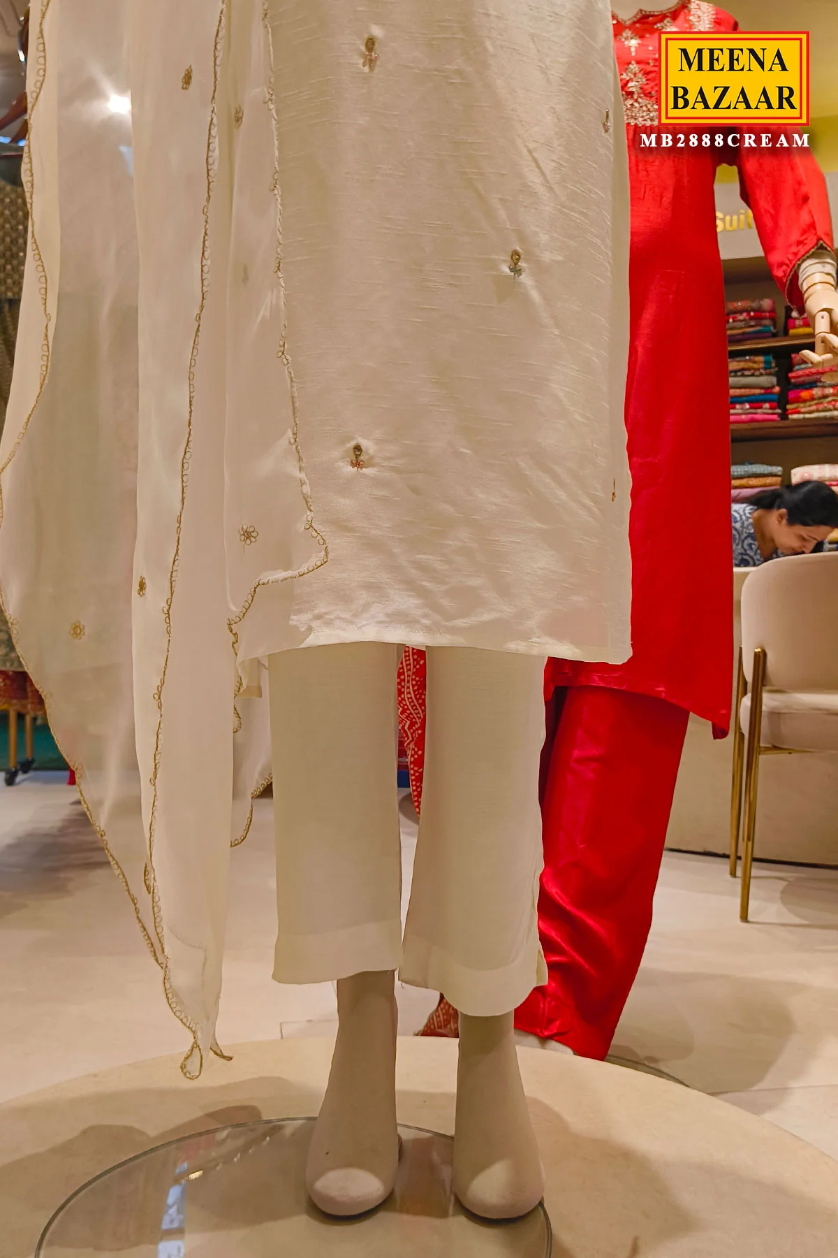 Elegant Cream Embroidered Kurta Set with Dupatta - Image 4