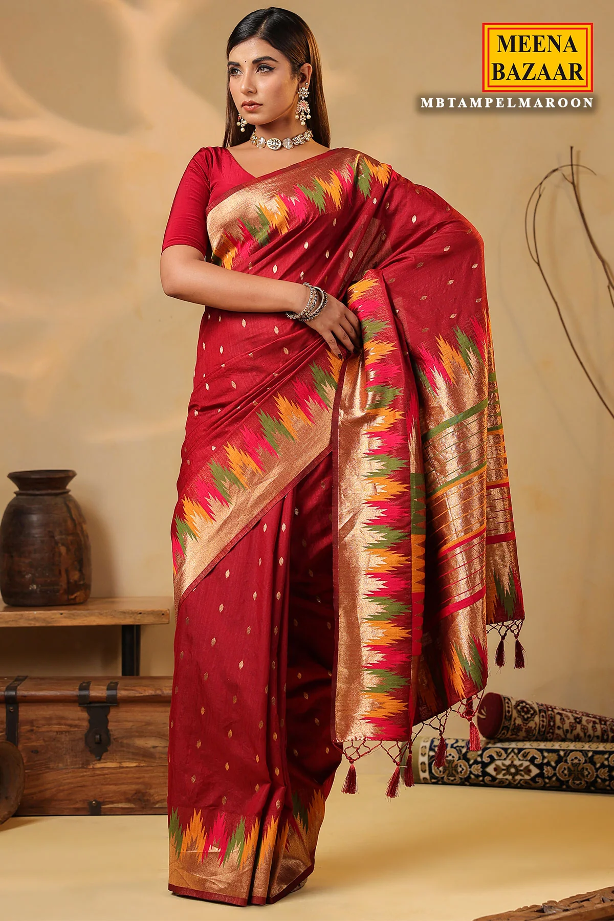 Maroon Temple Silk Weaving Saree Elegant Traditional & Party Wear - Image 5