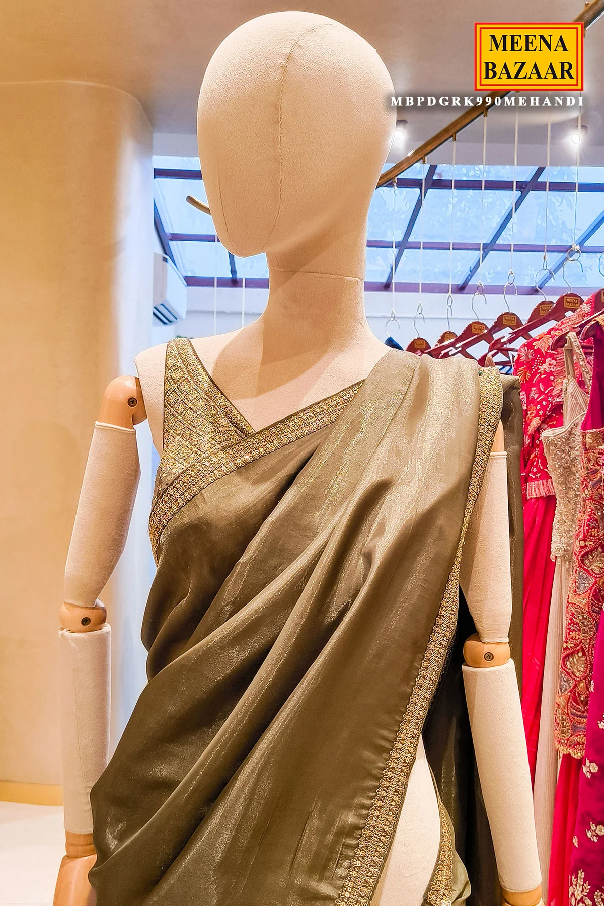 Mehandi Green Organza Saree - Image 3