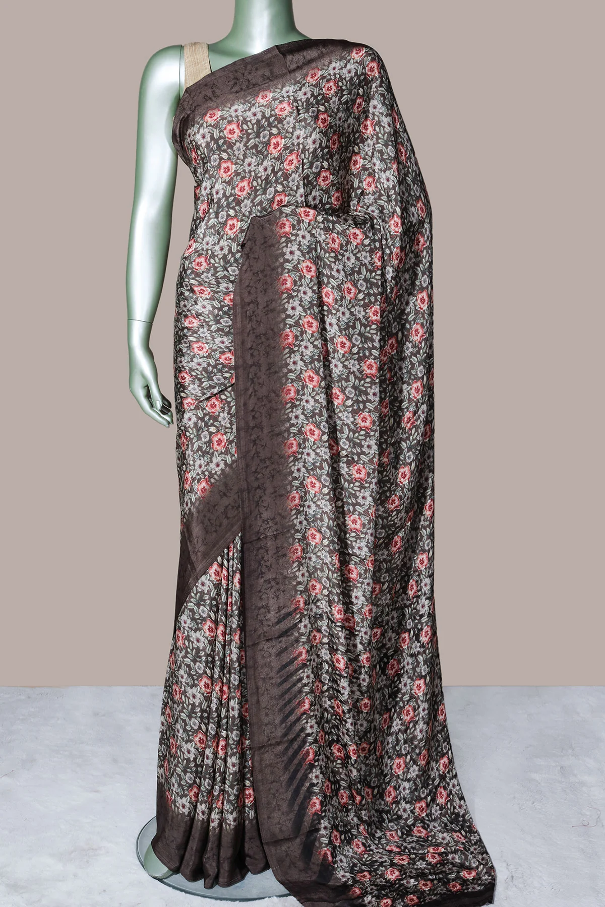 Mehandi Green Printed Saree – Elegant Everyday Luxury - Image 2