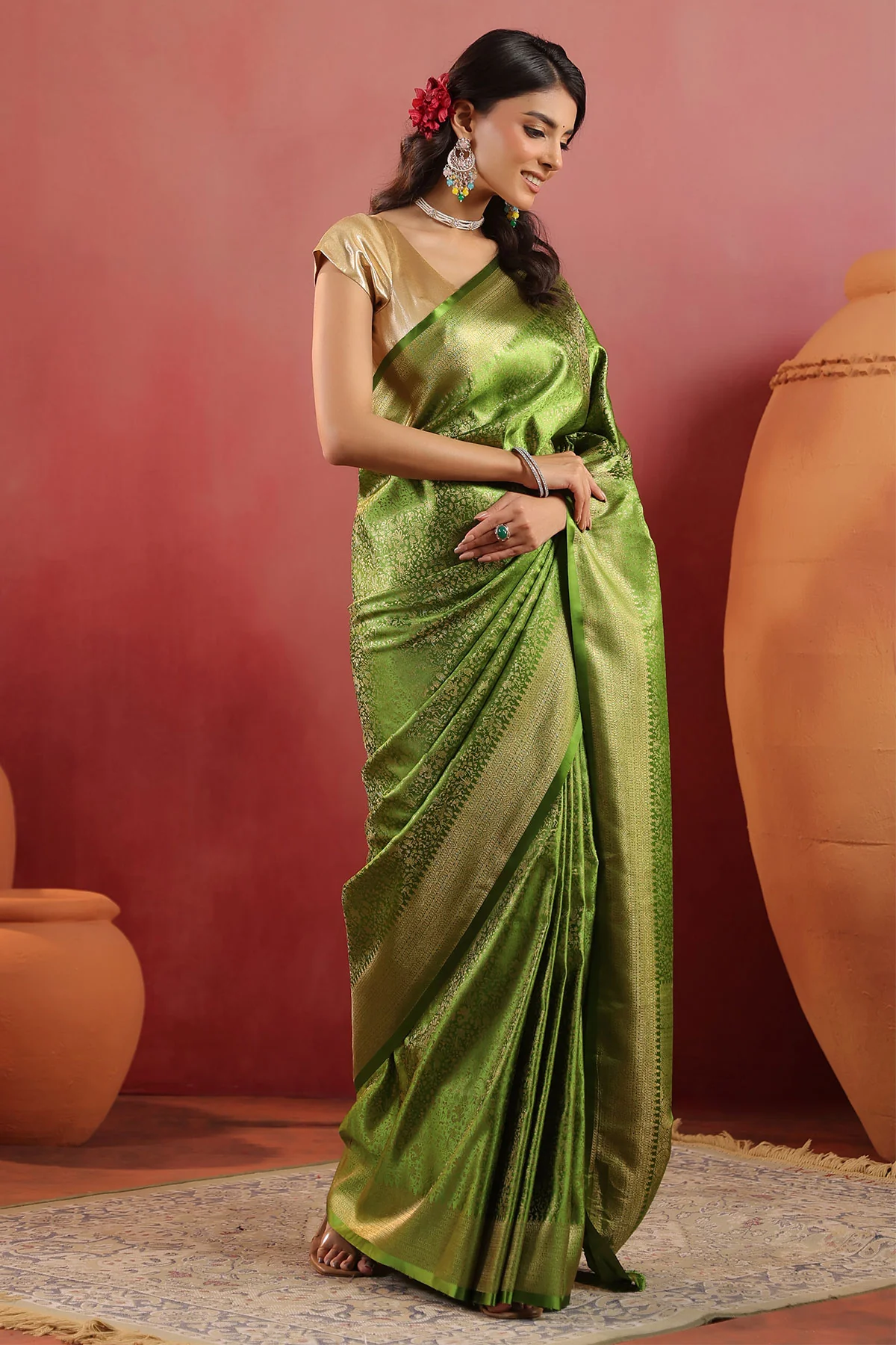 Mehandi Green Silk Woven Saree Timeless Traditional Elegance - Image 5