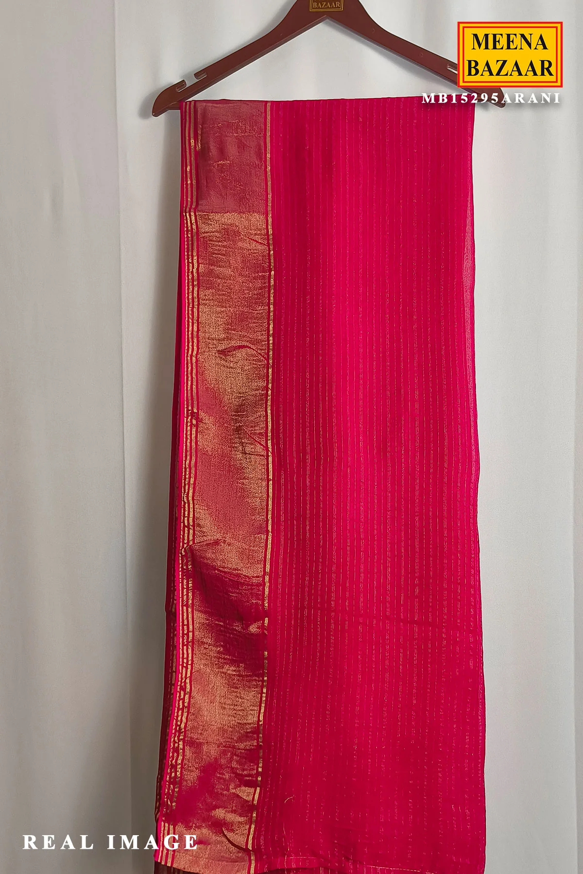 Rani Khaddi Saree with Elegant Zari Border - Image 3