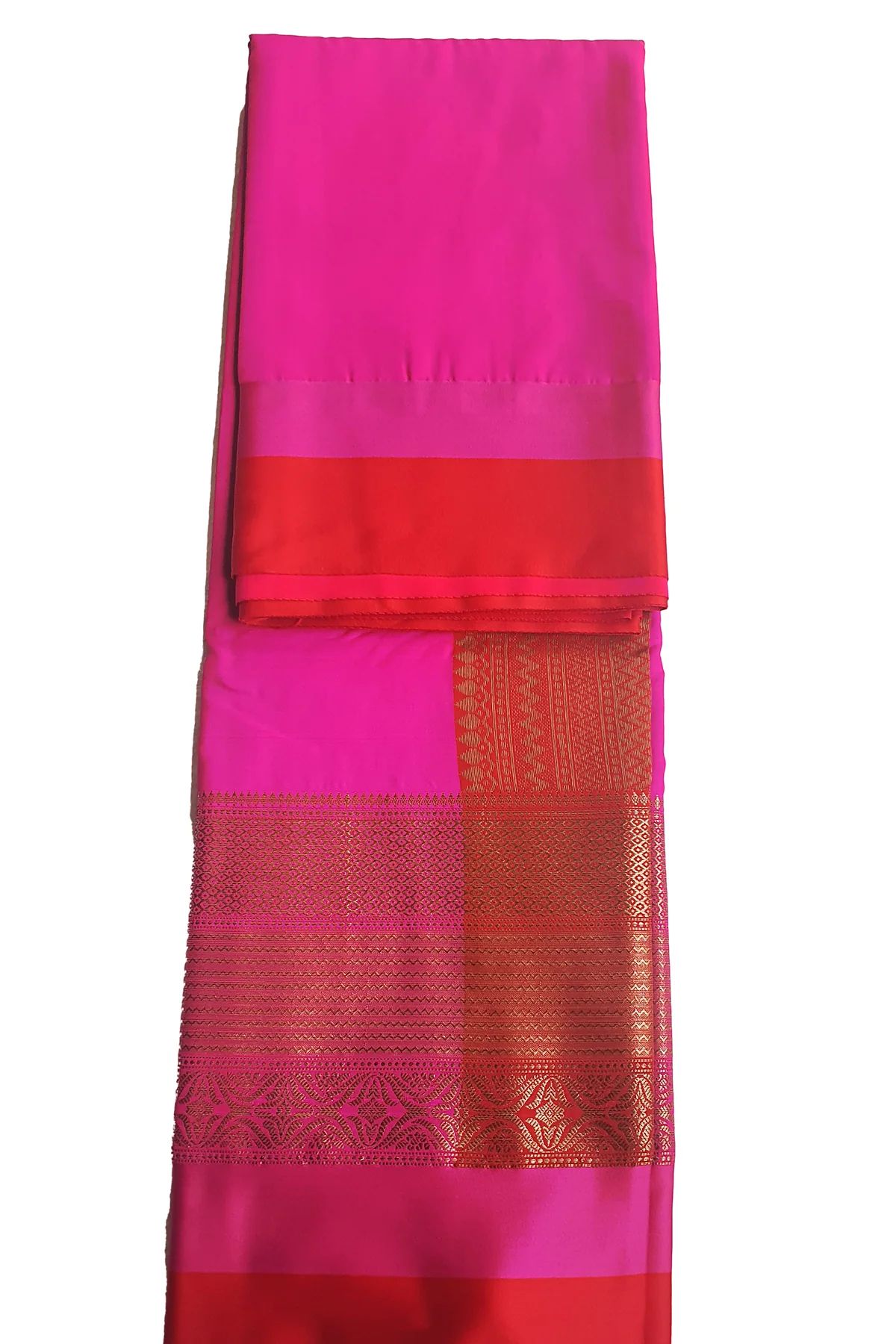 Rani Silk Woven Saree Elegent & Festive Wear - Image 4