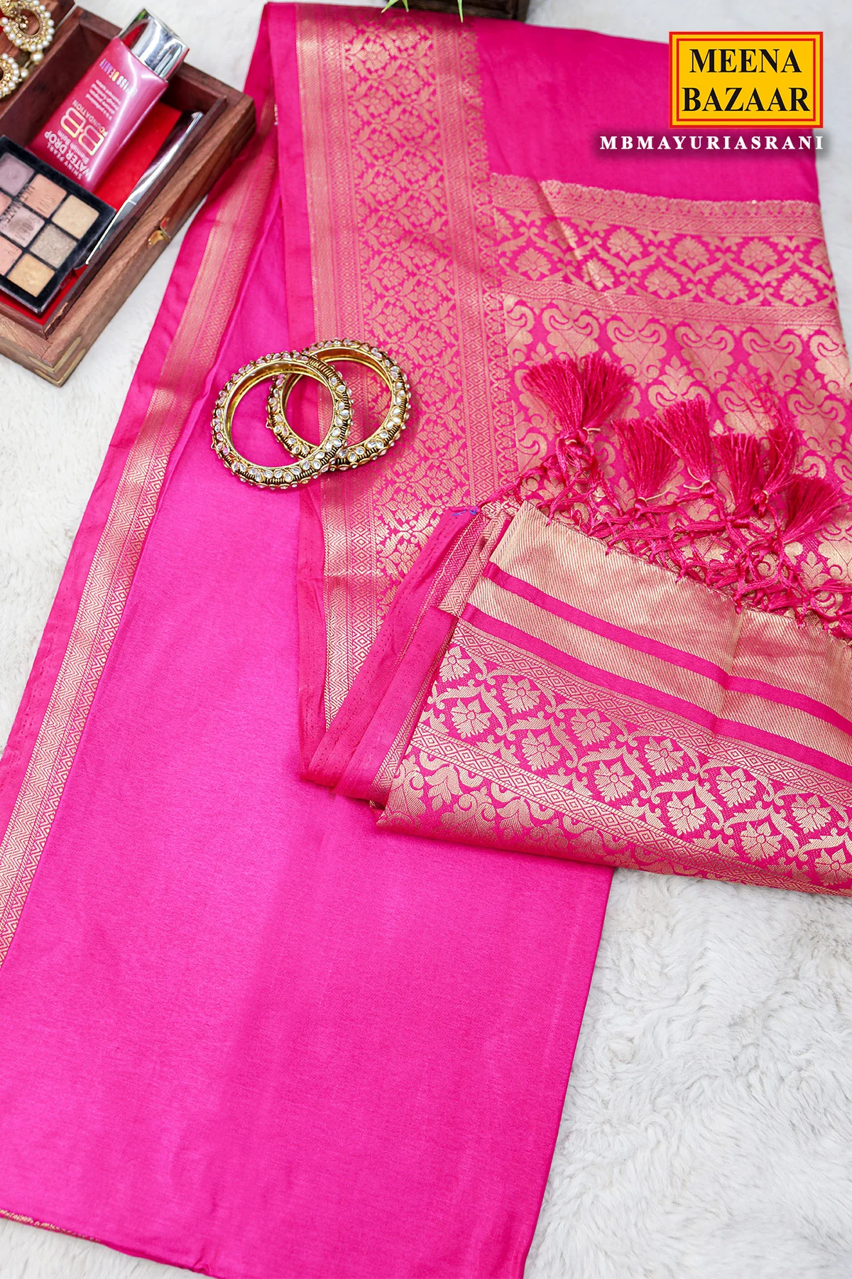 Rani Silk Weaving Buti Saree - Image 2