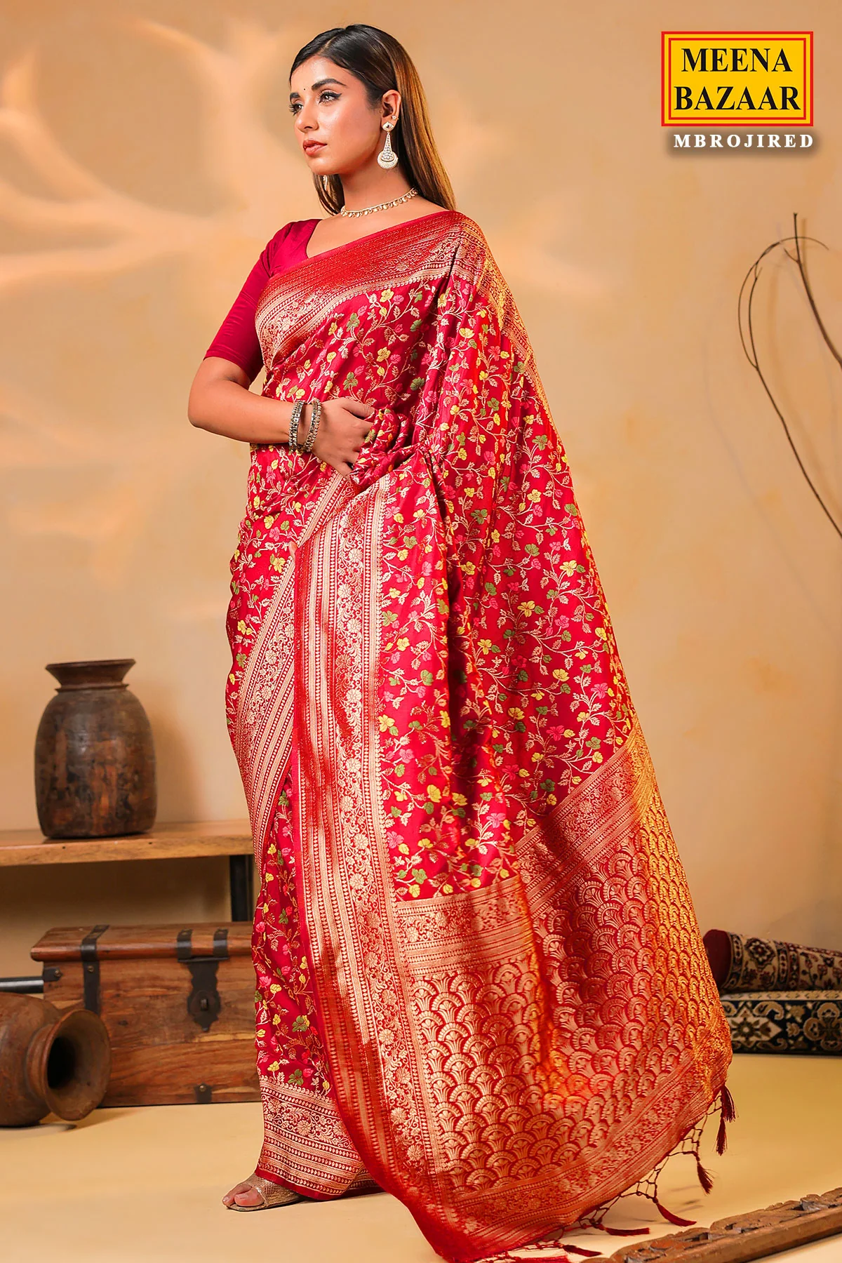 Red Silk Saree with Rich Weaving Detail - Image 6