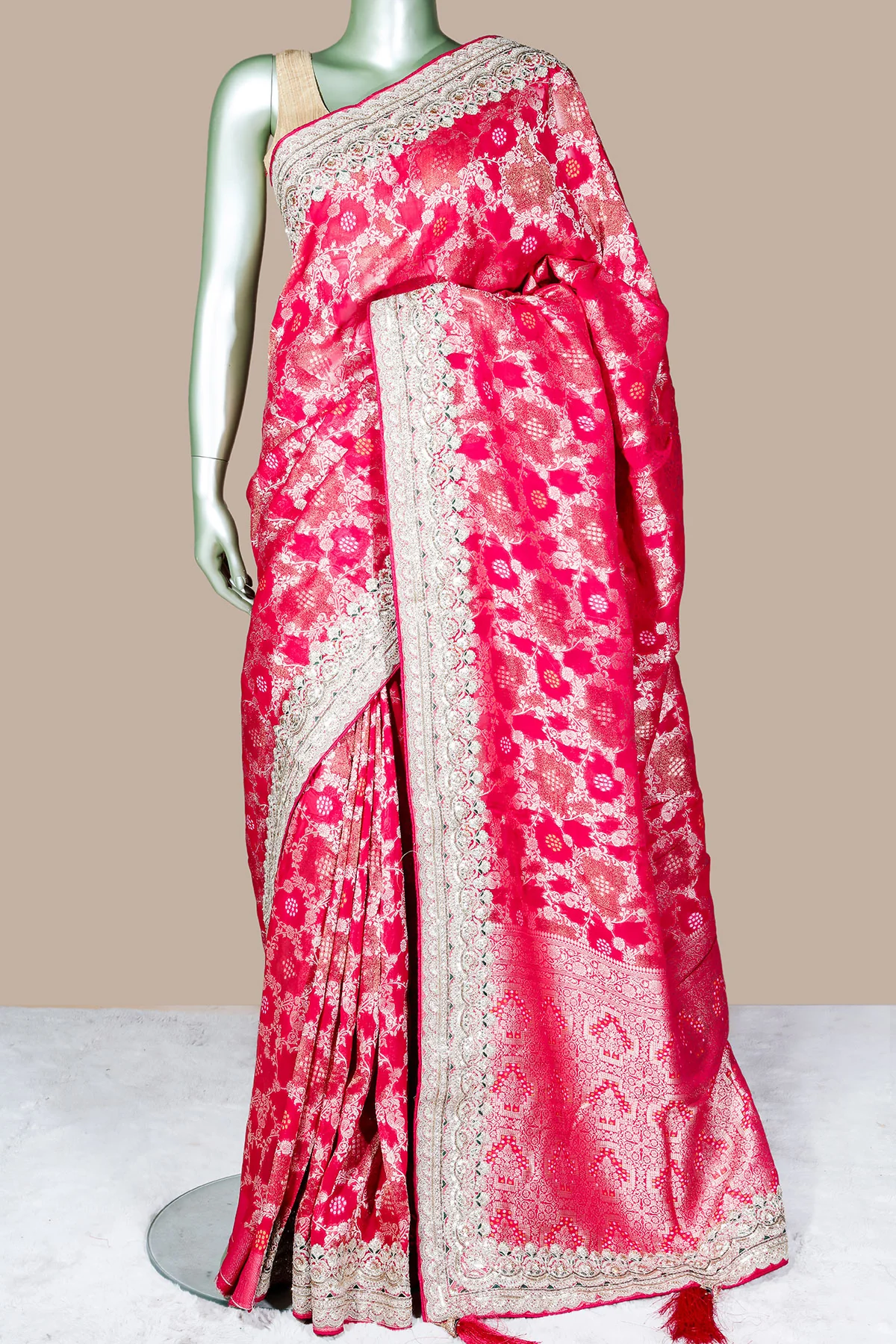 Royal Rani Khaddi Saree – Elegant Embroidered Draped Luxury - Image 2