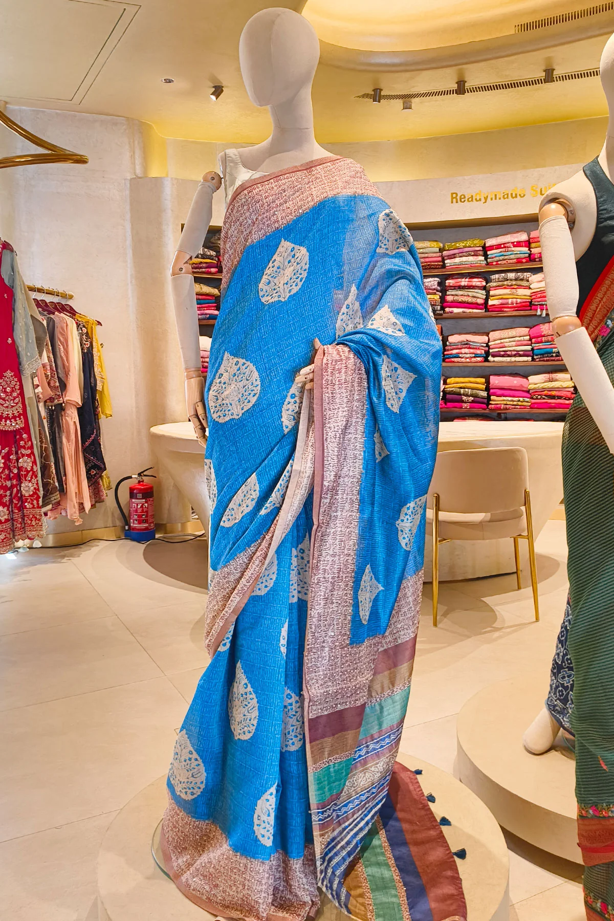 Sophisticated Cotton Saree in Blue with Zari Border - Image 2