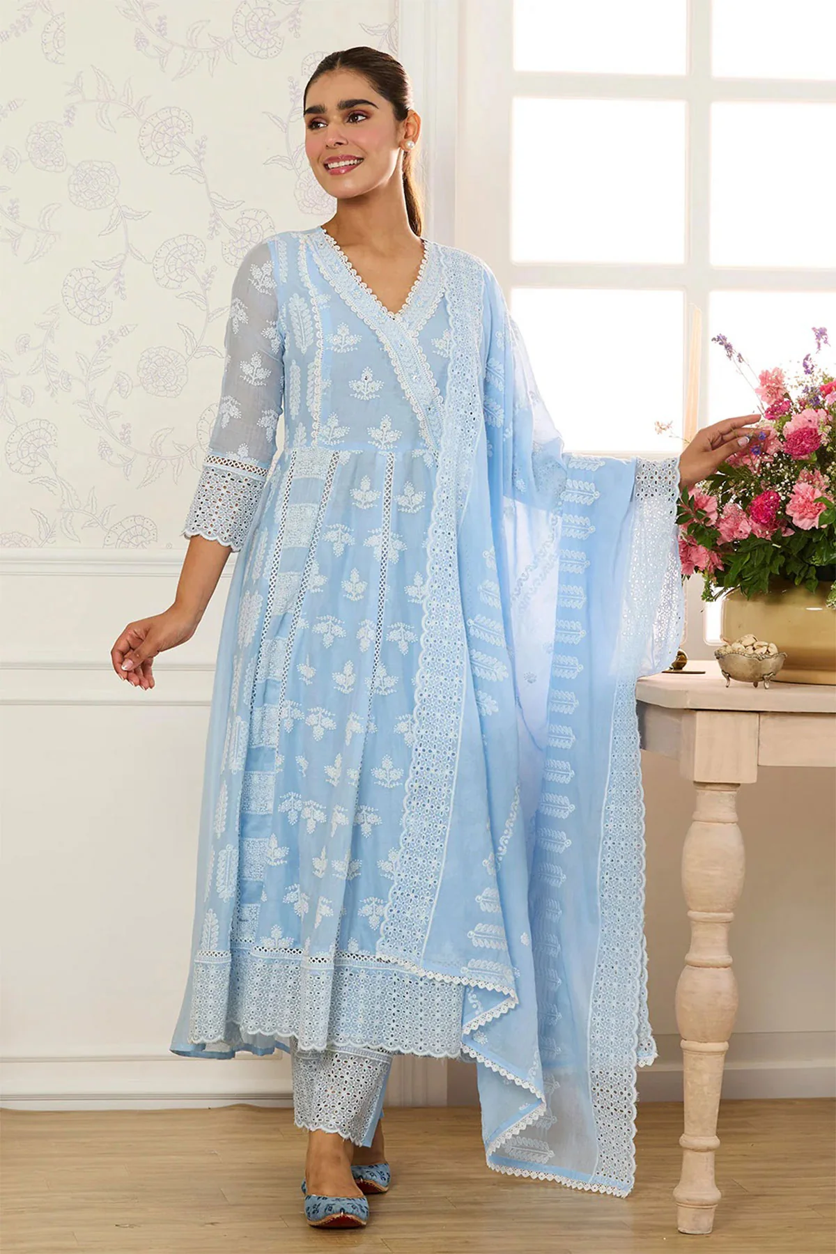 Summer Staple Light Blue Kurta Pant Set With Dupatta - Image 2
