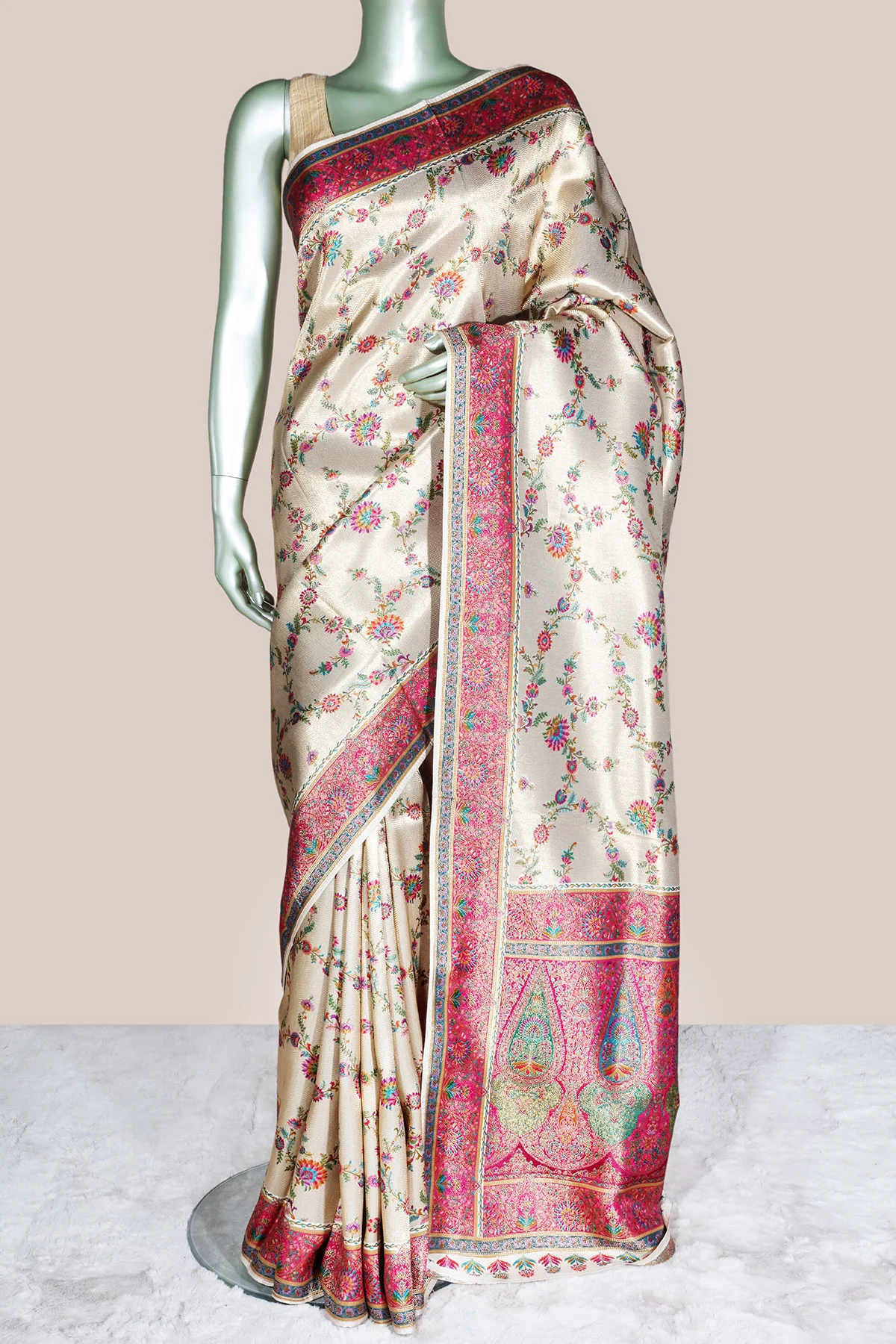 Tussar Silk Saree with Traditional Woven Design - Image 2